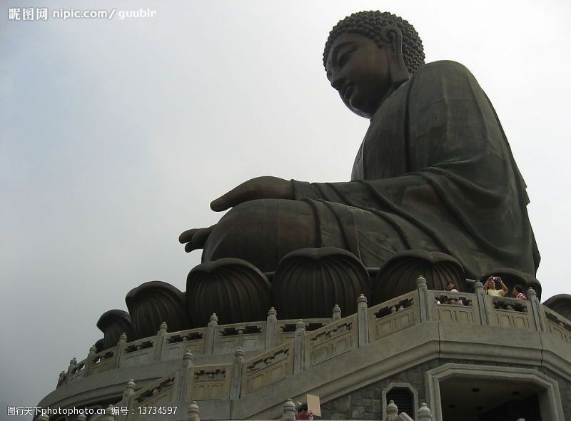 香港大屿山佛像侧面图片