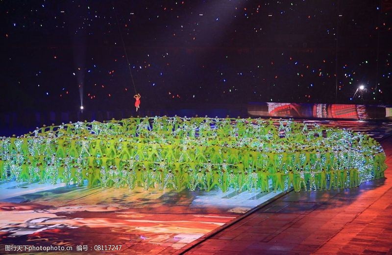 北京奥运会开幕式人型鸟巢绿色奥运人文奥运图片